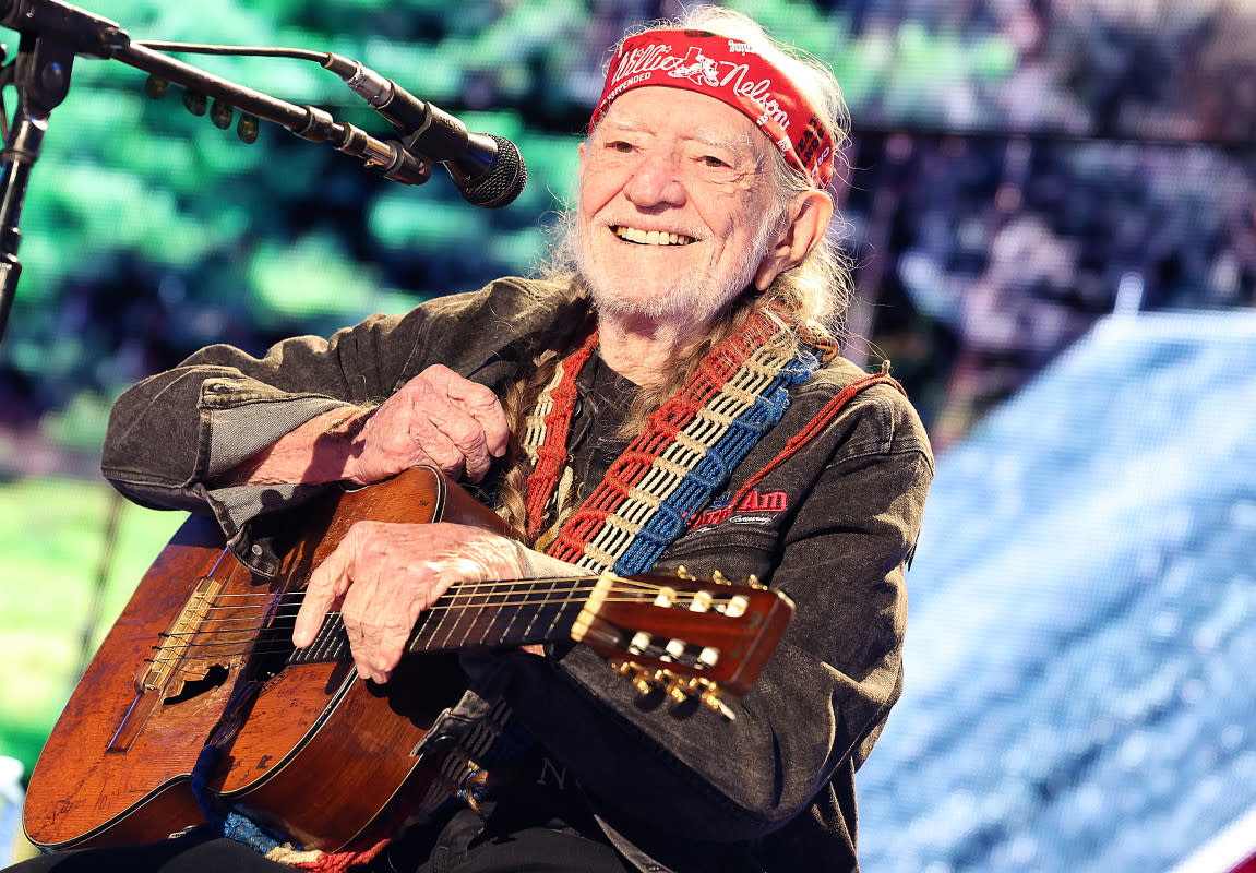 Willie Nelson: A Living Legend Still Going Strong in 2024